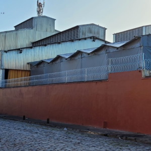 Cerca Concertina de Dois Andar